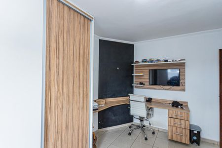 Casa à venda com 196m², 3 quartos e 4 vagas Casa à venda com 196m², 3 quartos e 4 vagasQuarto 1