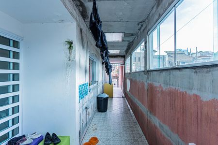 Casa à venda com 196m², 3 quartos e 4 vagas Casa à venda com 196m², 3 quartos e 4 vagasCorredor