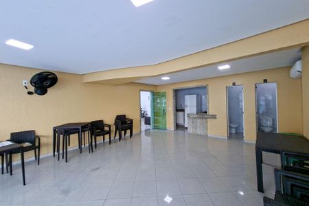 Apartamento para alugar com 75m², 3 quartos e 1 vaga Apartamento para alugar com 75m², 3 quartos e 1 vagaÁrea comum - Salão de festas