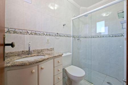 Apartamento para alugar com 75m², 3 quartos e 1 vaga Apartamento para alugar com 75m², 3 quartos e 1 vagaBanheiro da Suíte