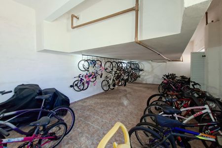 Apartamento para alugar com 75m², 3 quartos e 1 vaga Apartamento para alugar com 75m², 3 quartos e 1 vagaBicicletário