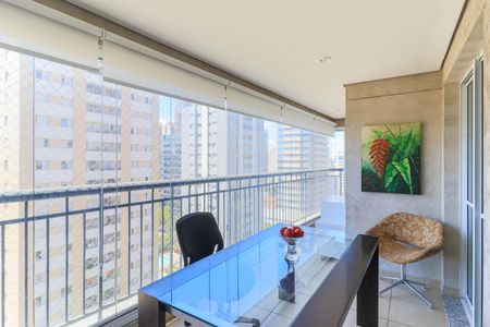 Apartamento à venda com 94m², 3 quartos e 2 vagas Apartamento à venda com 94m², 3 quartos e 2 vagasVaranda Gourmet