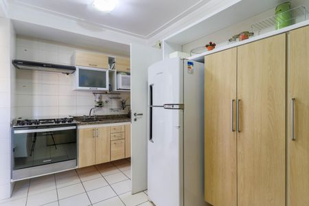 Apartamento à venda com 94m², 3 quartos e 2 vagas Apartamento à venda com 94m², 3 quartos e 2 vagasCozinha