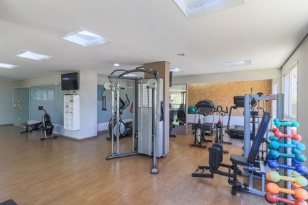 Apartamento à venda com 94m², 3 quartos e 2 vagas Apartamento à venda com 94m², 3 quartos e 2 vagasÁrea comum - Academia