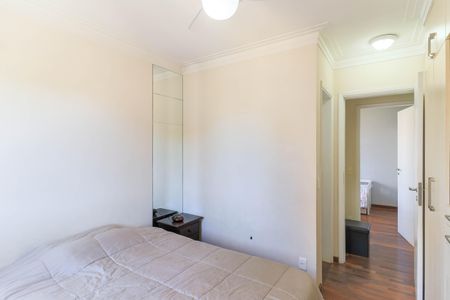 Apartamento à venda com 94m², 3 quartos e 2 vagas Apartamento à venda com 94m², 3 quartos e 2 vagasSuíte