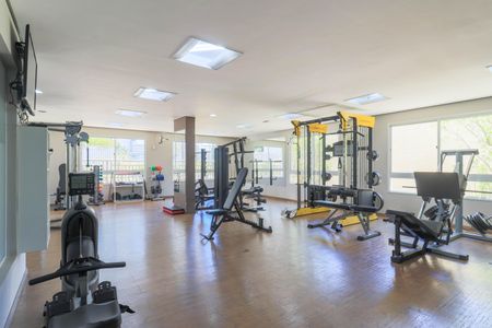 Apartamento à venda com 94m², 3 quartos e 2 vagas Apartamento à venda com 94m², 3 quartos e 2 vagasÁrea comum - Academia