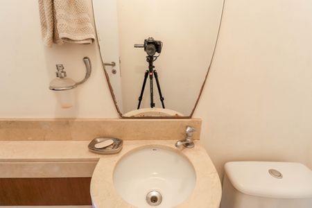 Apartamento à venda com 94m², 3 quartos e 2 vagas Apartamento à venda com 94m², 3 quartos e 2 vagasLavabo