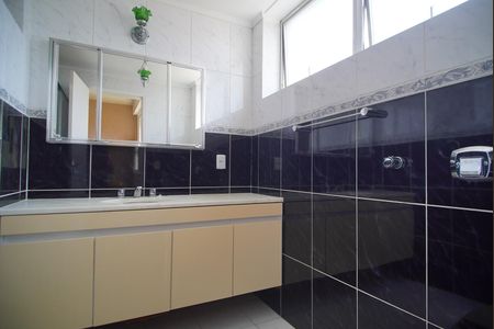 Apartamento para alugar com 110m², 2 quartos e 1 vagaBanheiro da Suíte