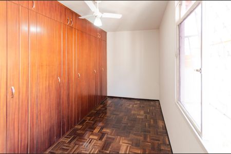 Quarto 2 de apartamento à venda com 2 quartos, 45m² em Carlos Prates, Belo Horizonte