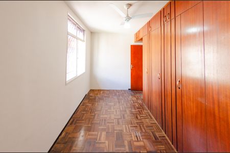 Apartamento à venda com 45m², 2 quartos e 1 vagaQuarto 2