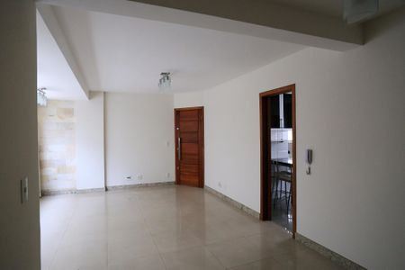 Sala de apartamento à venda com 3 quartos, 112m² em Sagrada Família, Belo Horizonte