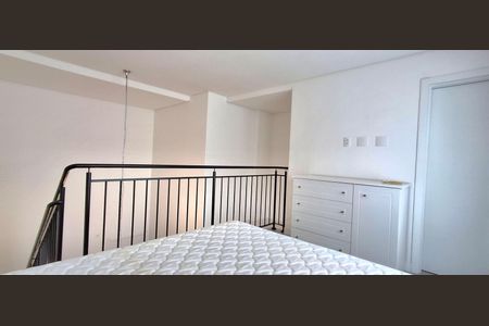 Suíte de apartamento para alugar com 1 quarto, 74m² em Centro, Florianópolis