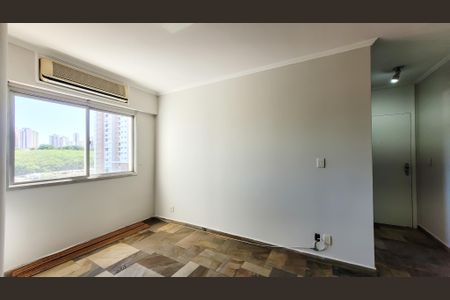 Sala de apartamento à venda com 3 quartos, 98m² em Cambuí, Campinas