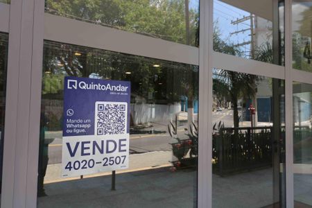 Apartamento para alugar com 73m², 2 quartos e 1 vagaFachada