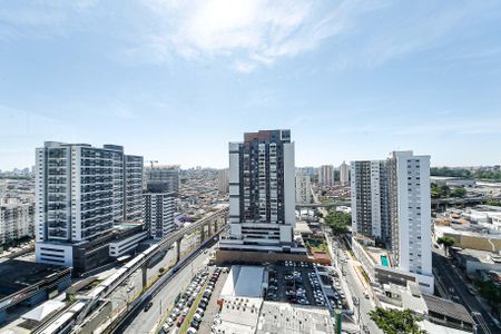 Apartamento para alugar com 73m², 2 quartos e 1 vagaVaranda