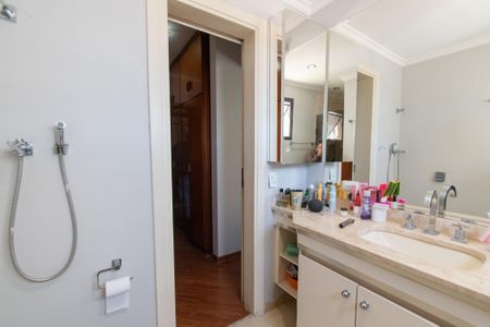 Apartamento para alugar com 147m², 3 quartos e 2 vagasBanheiro da suíte