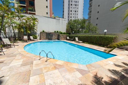 Apartamento para alugar com 147m², 3 quartos e 2 vagasÁrea comum - Piscina