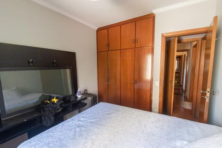 Apartamento para alugar com 147m², 3 quartos e 2 vagasQuarto 2