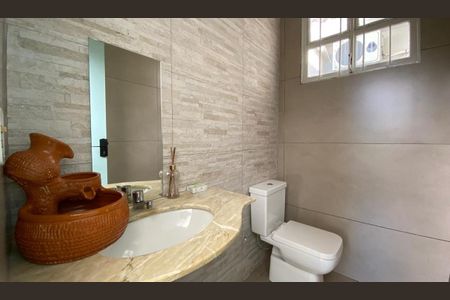 Lavabo de casa para alugar com 3 quartos, 223m² em Tabajaras, Uberlândia