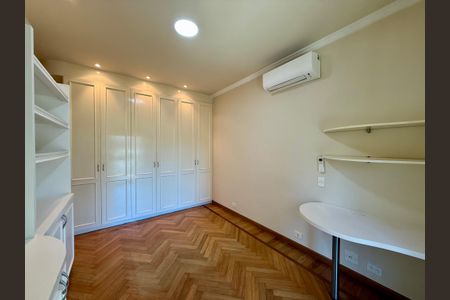 Apartamento para alugar com 387m², 4 quartos e 5 vagas Apartamento para alugar com 387m², 4 quartos e 5 vagasSuíte 2