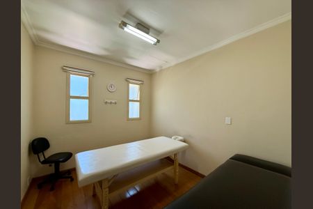 Apartamento para alugar com 387m², 4 quartos e 5 vagas Apartamento para alugar com 387m², 4 quartos e 5 vagasMassagem