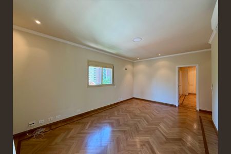Apartamento para alugar com 387m², 4 quartos e 5 vagas Apartamento para alugar com 387m², 4 quartos e 5 vagasSuíte 4