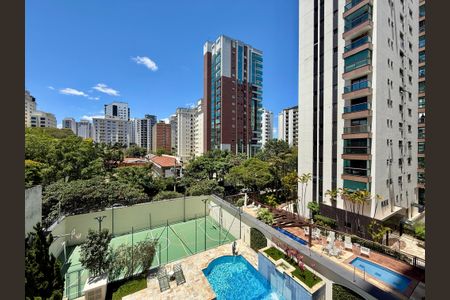 Apartamento para alugar com 387m², 4 quartos e 5 vagas Apartamento para alugar com 387m², 4 quartos e 5 vagasVista da Sacada da Sala