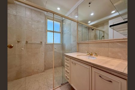 Apartamento para alugar com 387m², 4 quartos e 5 vagas Apartamento para alugar com 387m², 4 quartos e 5 vagasBanheiro 2 Suíte 4