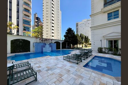 Apartamento para alugar com 387m², 4 quartos e 5 vagas Apartamento para alugar com 387m², 4 quartos e 5 vagasPiscina