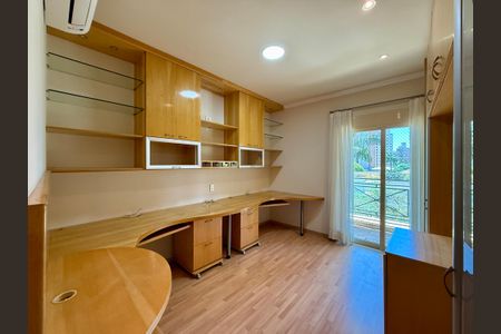 Apartamento para alugar com 387m², 4 quartos e 5 vagas Apartamento para alugar com 387m², 4 quartos e 5 vagasSuíte 1