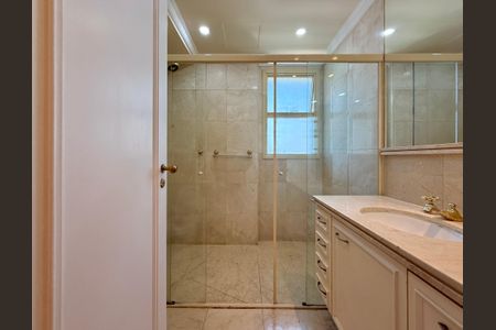 Apartamento para alugar com 387m², 4 quartos e 5 vagas Apartamento para alugar com 387m², 4 quartos e 5 vagasBanheiro 2 Suíte 4