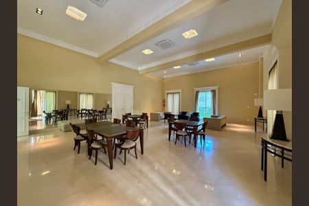 Apartamento para alugar com 387m², 4 quartos e 5 vagas Apartamento para alugar com 387m², 4 quartos e 5 vagasÁrea comum - Salão de Festas