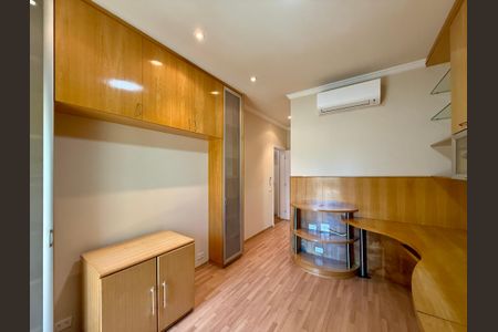 Apartamento para alugar com 387m², 4 quartos e 5 vagas Apartamento para alugar com 387m², 4 quartos e 5 vagasSuíte 1