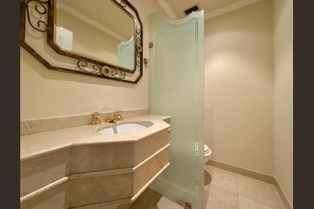 Apartamento para alugar com 387m², 4 quartos e 5 vagas Apartamento para alugar com 387m², 4 quartos e 5 vagasLavabo