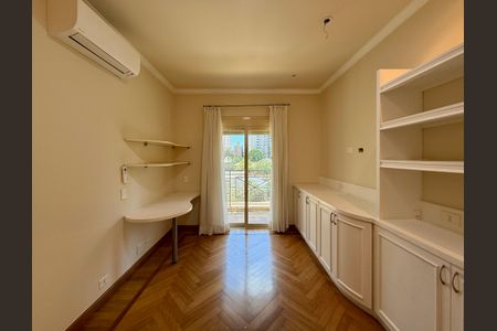 Apartamento para alugar com 387m², 4 quartos e 5 vagas Apartamento para alugar com 387m², 4 quartos e 5 vagasSuíte 2