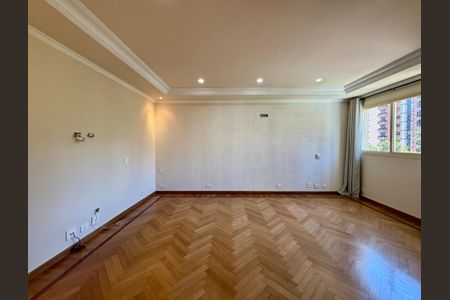 Apartamento para alugar com 387m², 4 quartos e 5 vagas Apartamento para alugar com 387m², 4 quartos e 5 vagasSala