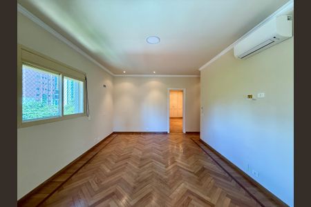 Apartamento para alugar com 387m², 4 quartos e 5 vagas Apartamento para alugar com 387m², 4 quartos e 5 vagasSuíte 4