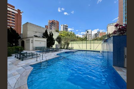 Apartamento para alugar com 387m², 4 quartos e 5 vagas Apartamento para alugar com 387m², 4 quartos e 5 vagasPiscina