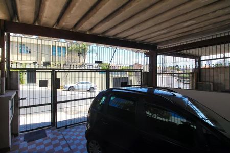 Casa à venda com 130m², 2 quartos e 2 vagas Casa à venda com 130m², 2 quartos e 2 vagasGaragem