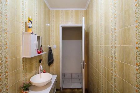 Casa à venda com 130m², 2 quartos e 2 vagas Casa à venda com 130m², 2 quartos e 2 vagasLavabo