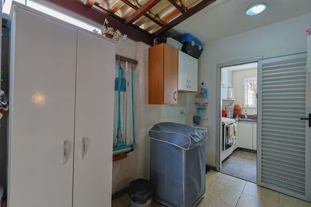 Apartamento à venda com 169m², 3 quartos e 2 vagas Apartamento à venda com 169m², 3 quartos e 2 vagasCozinha