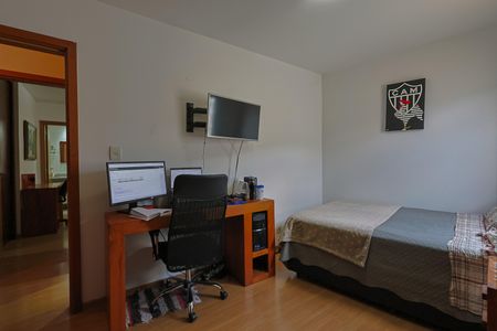 Apartamento à venda com 169m², 3 quartos e 2 vagas Apartamento à venda com 169m², 3 quartos e 2 vagasQuarto 3