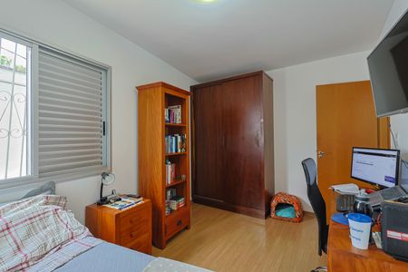 Apartamento à venda com 169m², 3 quartos e 2 vagas Apartamento à venda com 169m², 3 quartos e 2 vagasQuarto 3