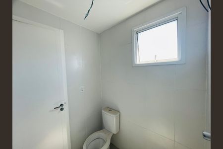 Apartamento à venda com 56m², 2 quartos e 1 vaga Apartamento à venda com 56m², 2 quartos e 1 vagaBanheiro