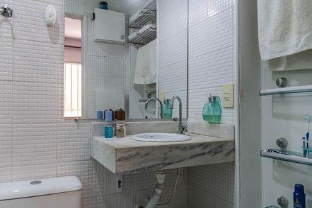 Banheiro da Suíte de apartamento à venda com 3 quartos, 84m² em Padre Eustáquio, Belo Horizonte