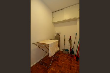 Apartamento para alugar com 79m², 2 quartos e 1 vaga Apartamento para alugar com 79m², 2 quartos e 1 vagaQuarto de Serviço