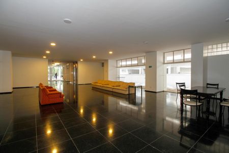 Apartamento para alugar com 79m², 2 quartos e 1 vaga Apartamento para alugar com 79m², 2 quartos e 1 vagaÁrea Comum - Salão de Festas