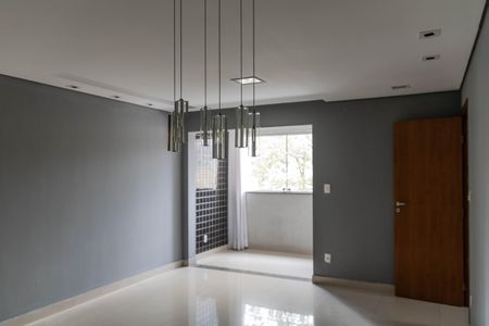 Sala de apartamento para alugar com 3 quartos, 106m² em Buritis, Belo Horizonte
