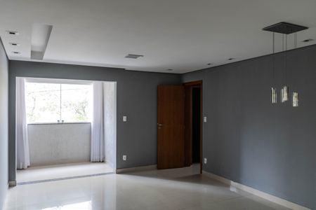 Sala de apartamento para alugar com 3 quartos, 106m² em Buritis, Belo Horizonte