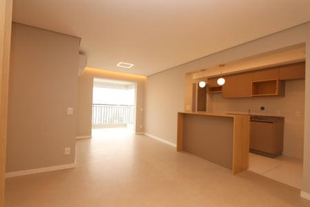 Sala de apartamento para alugar com 2 quartos, 73m² em Vila Suzana, São Paulo
